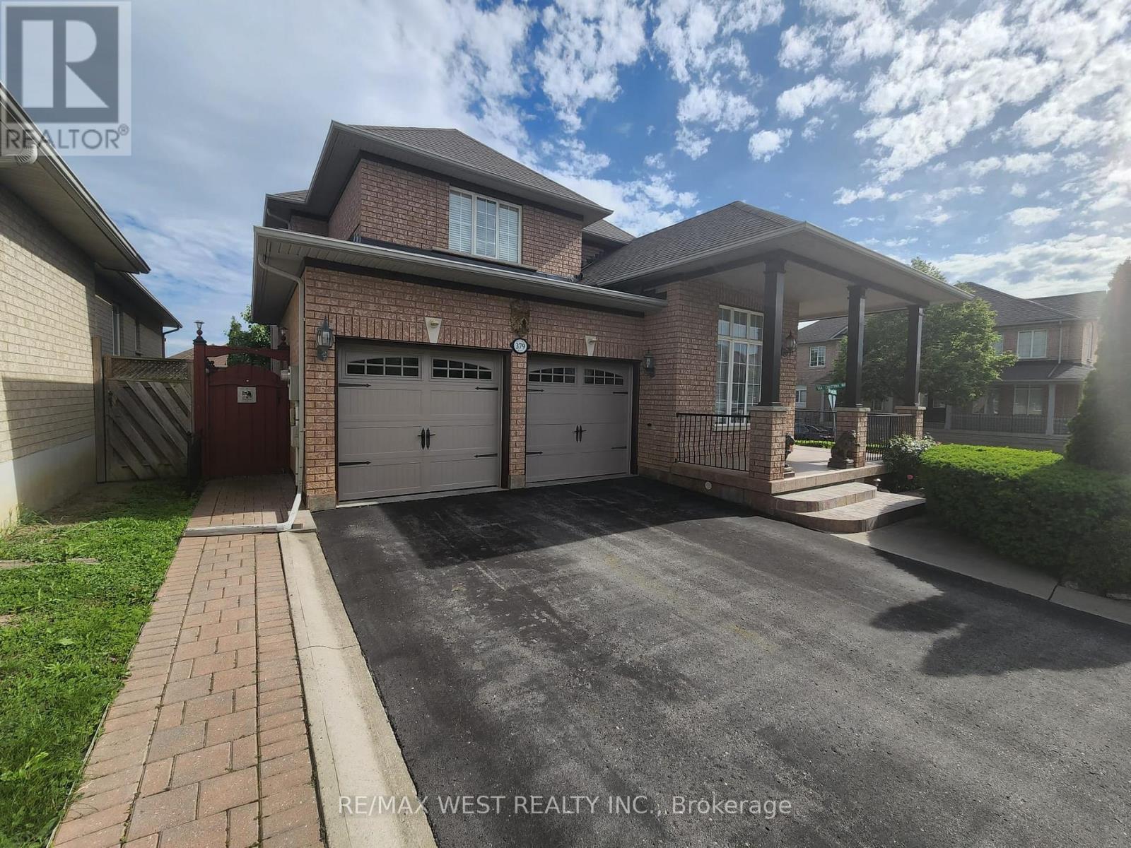 379 Sonoma Boulevard, Vaughan, Ontario  L4H 1S1 - Photo 2 - N12963762