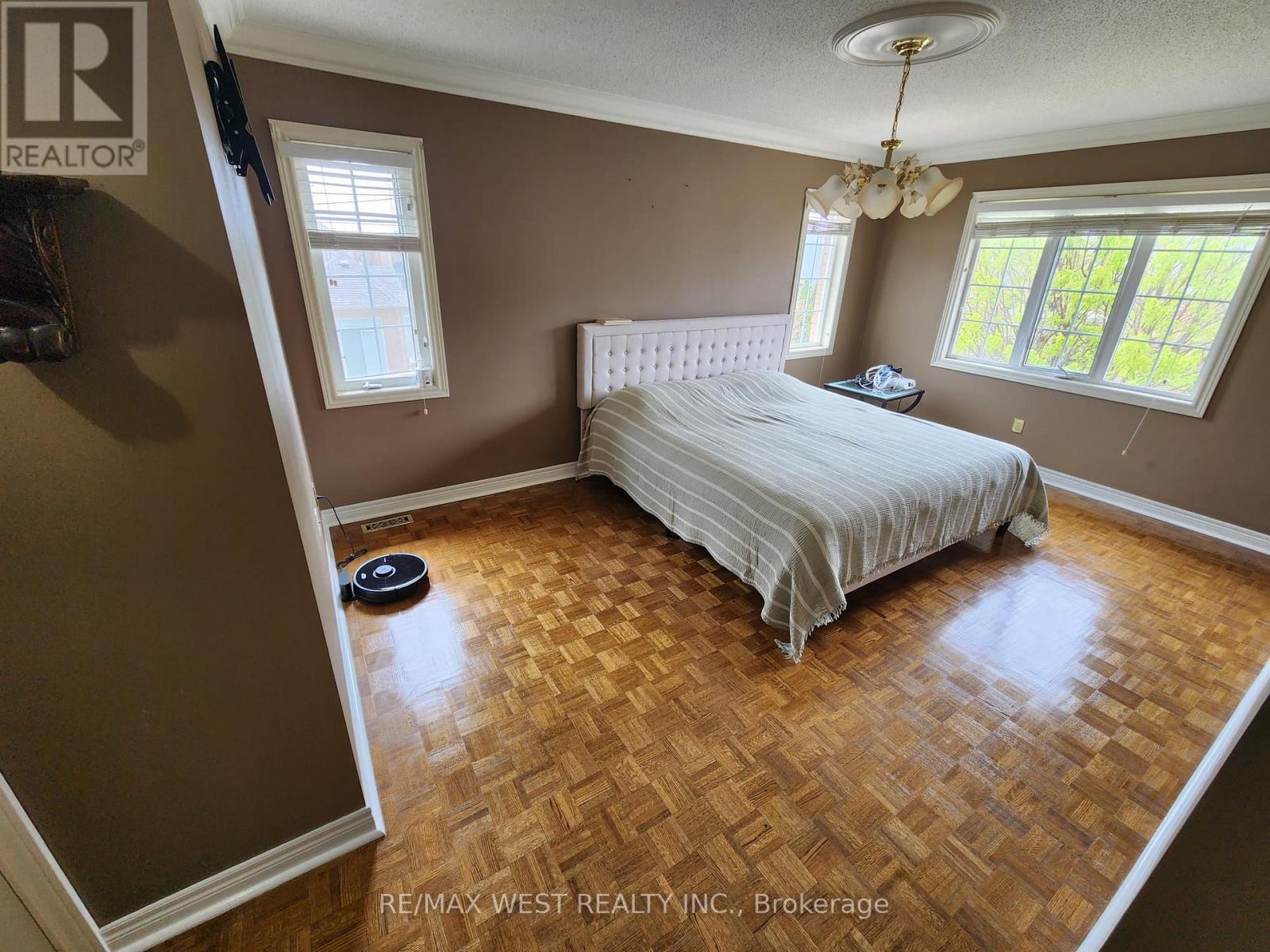 379 Sonoma Boulevard, Vaughan, Ontario  L4H 1S1 - Photo 24 - N12963762