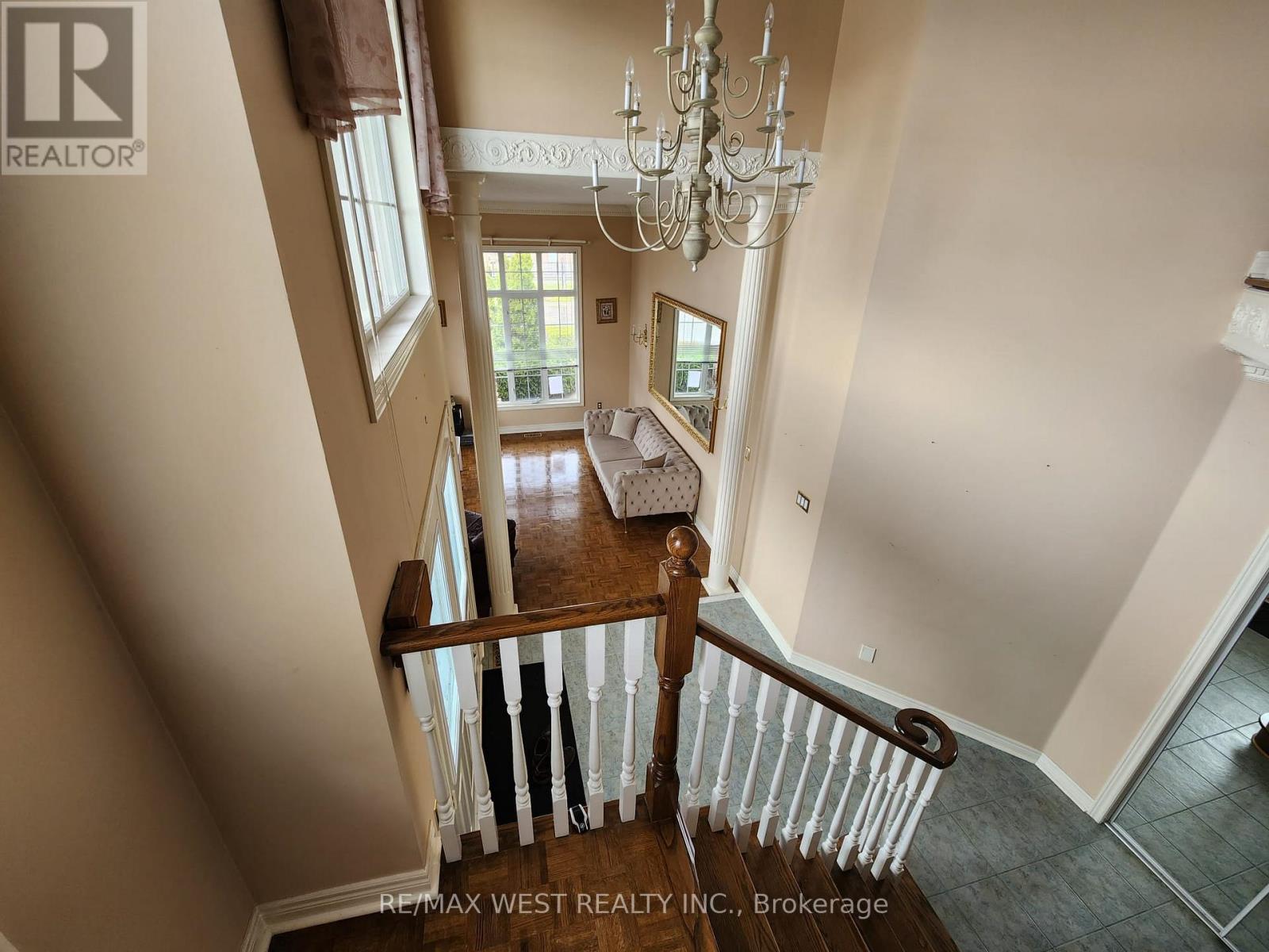 379 Sonoma Boulevard, Vaughan, Ontario  L4H 1S1 - Photo 8 - N12963762