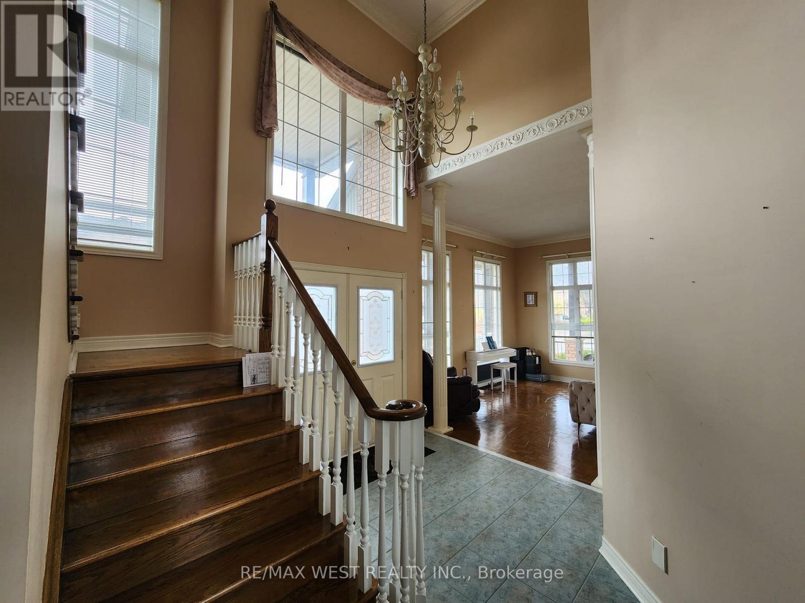 379 Sonoma Boulevard, Vaughan, Ontario  L4H 1S1 - Photo 9 - N12963762