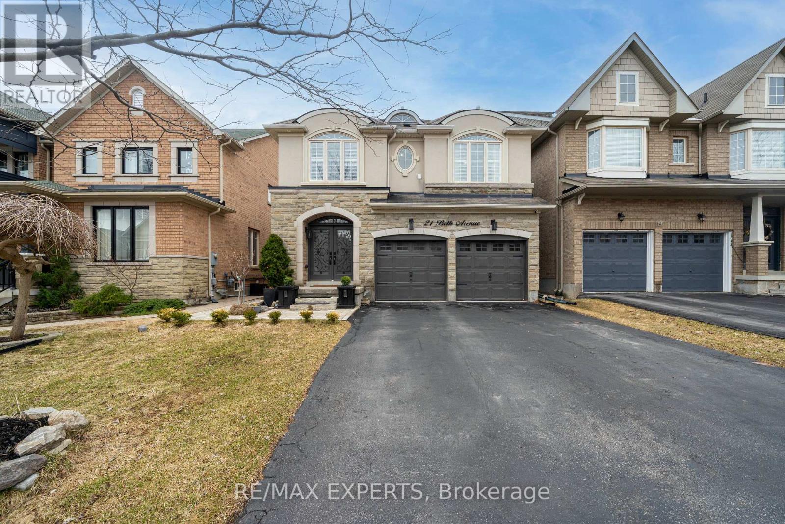 21 BETH AVENUE, Richmond Hill, Ontario