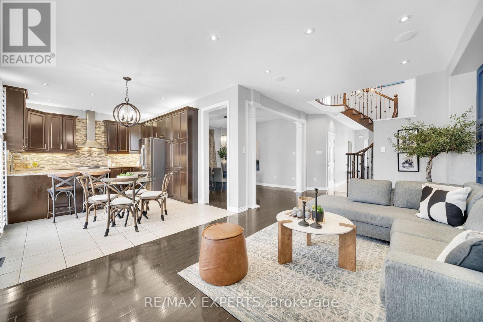 21 Beth Avenue, Richmond Hill, Ontario  L4E 0J8 - Photo 13 - N12963784