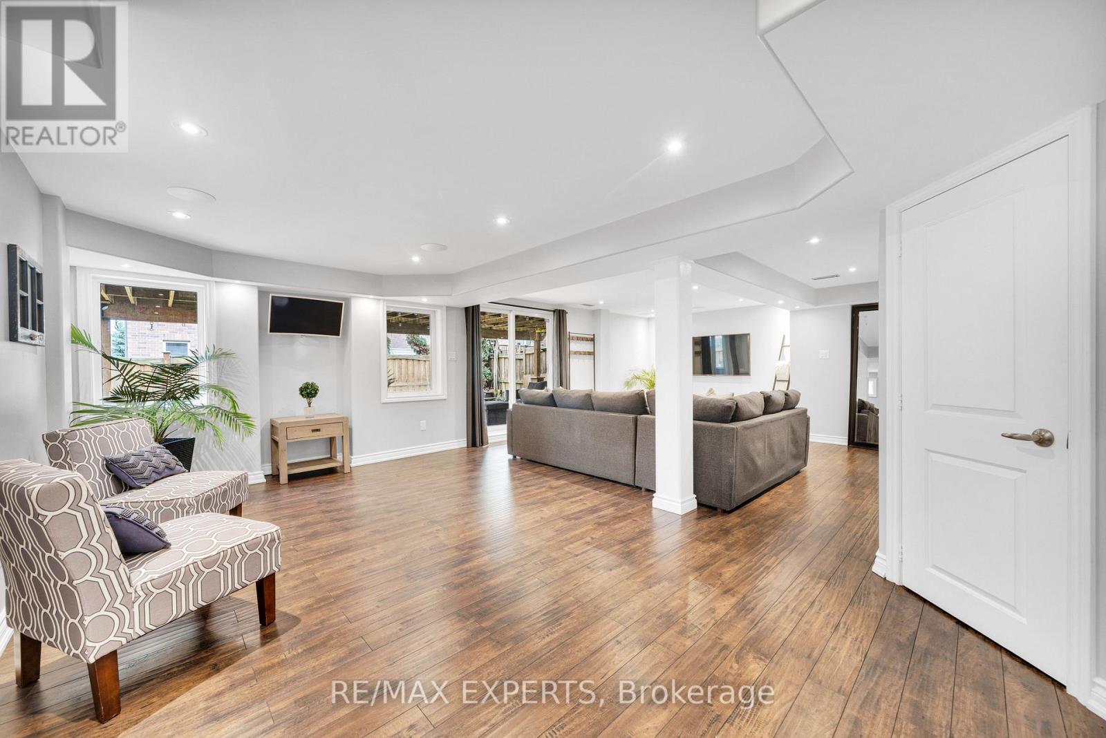 21 Beth Avenue, Richmond Hill, Ontario  L4E 0J8 - Photo 37 - N12963784