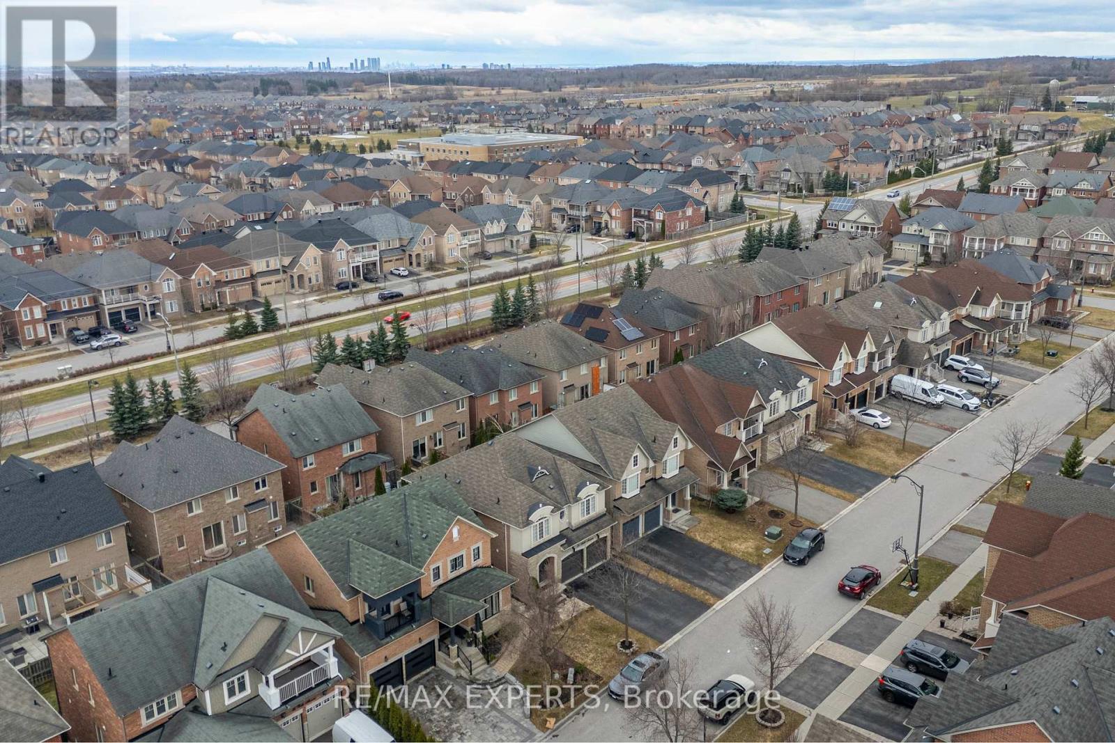 21 Beth Avenue, Richmond Hill, Ontario  L4E 0J8 - Photo 48 - N12963784