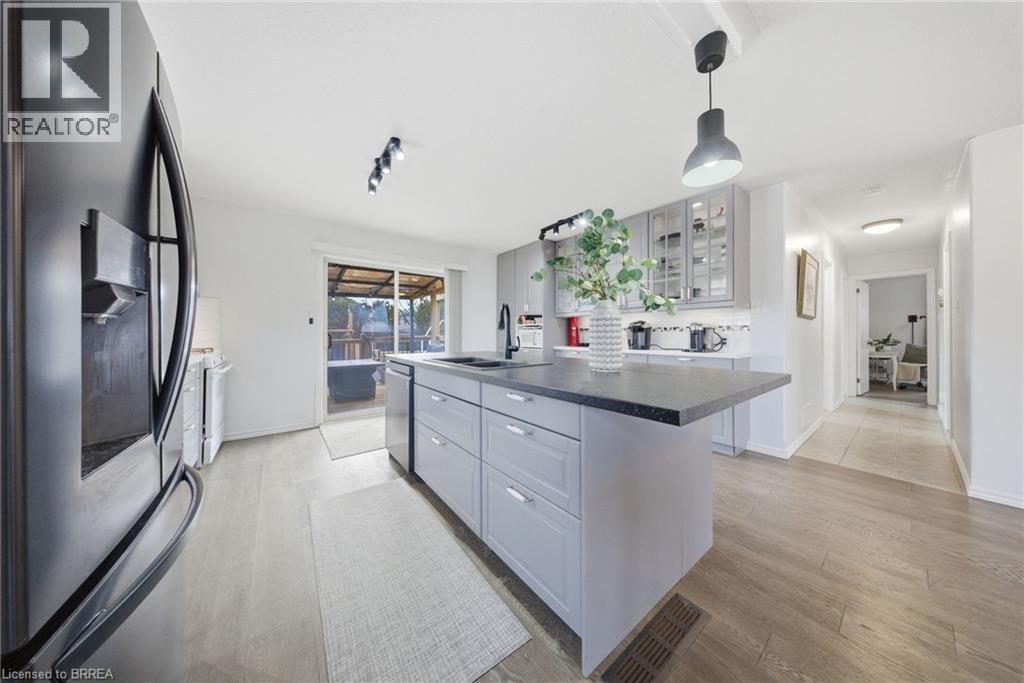 97 Daugaard Avenue, Paris, Ontario  N3L 4E5 - Photo 8 - 40814292