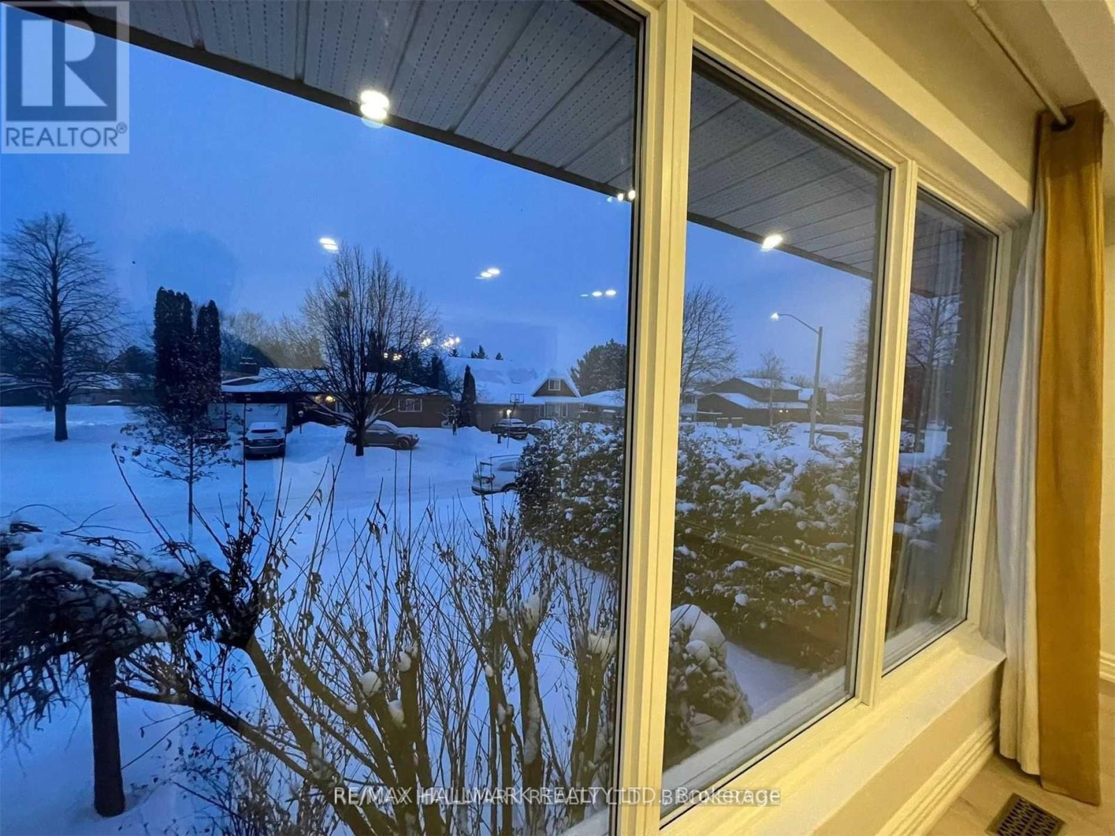 Main - 25 Glenridge Road, Barrie (Allandale Heights), Ontario  L4N 2X9 - Photo 14 - S12963418