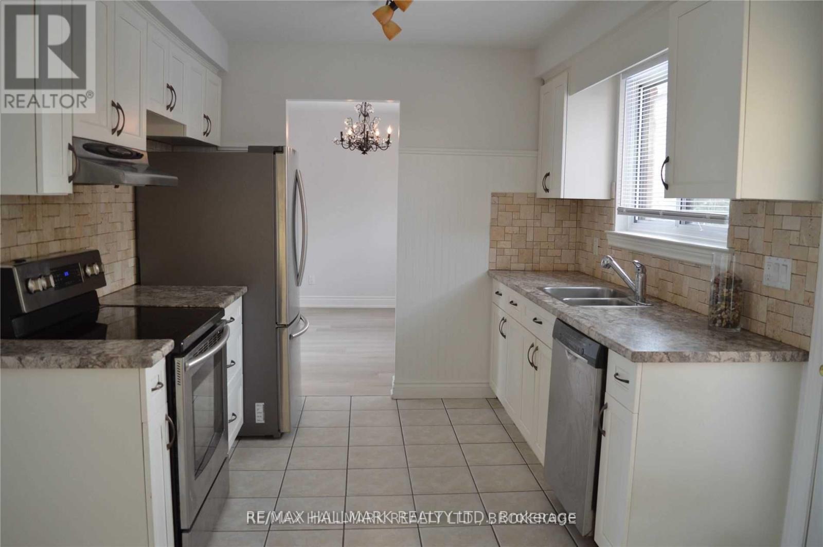 Main - 25 Glenridge Road, Barrie (Allandale Heights), Ontario  L4N 2X9 - Photo 18 - S12963418