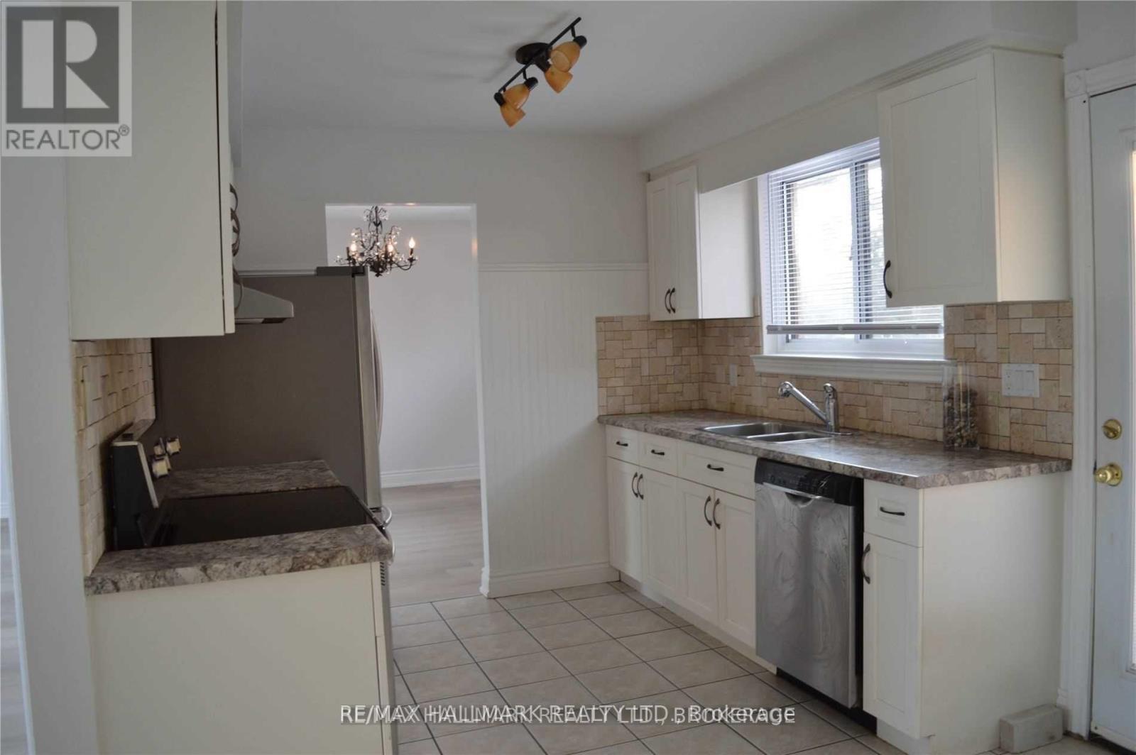 Main - 25 Glenridge Road, Barrie (Allandale Heights), Ontario  L4N 2X9 - Photo 19 - S12963418