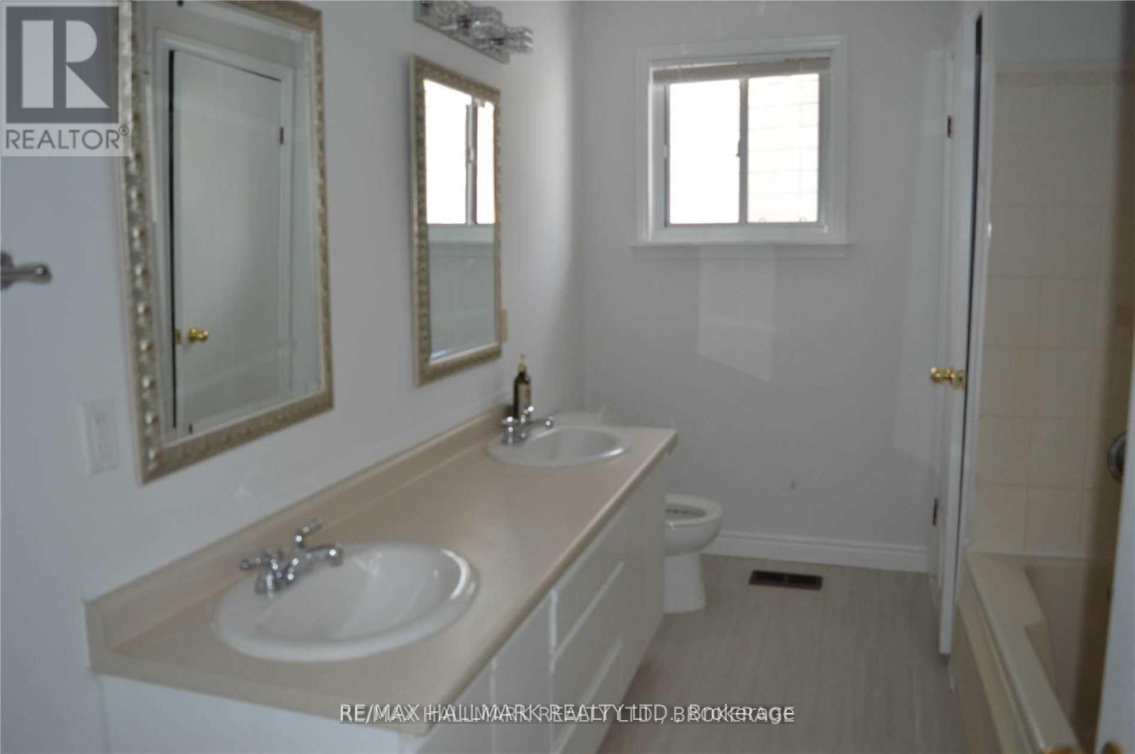 Main - 25 Glenridge Road, Barrie (Allandale Heights), Ontario  L4N 2X9 - Photo 30 - S12963418