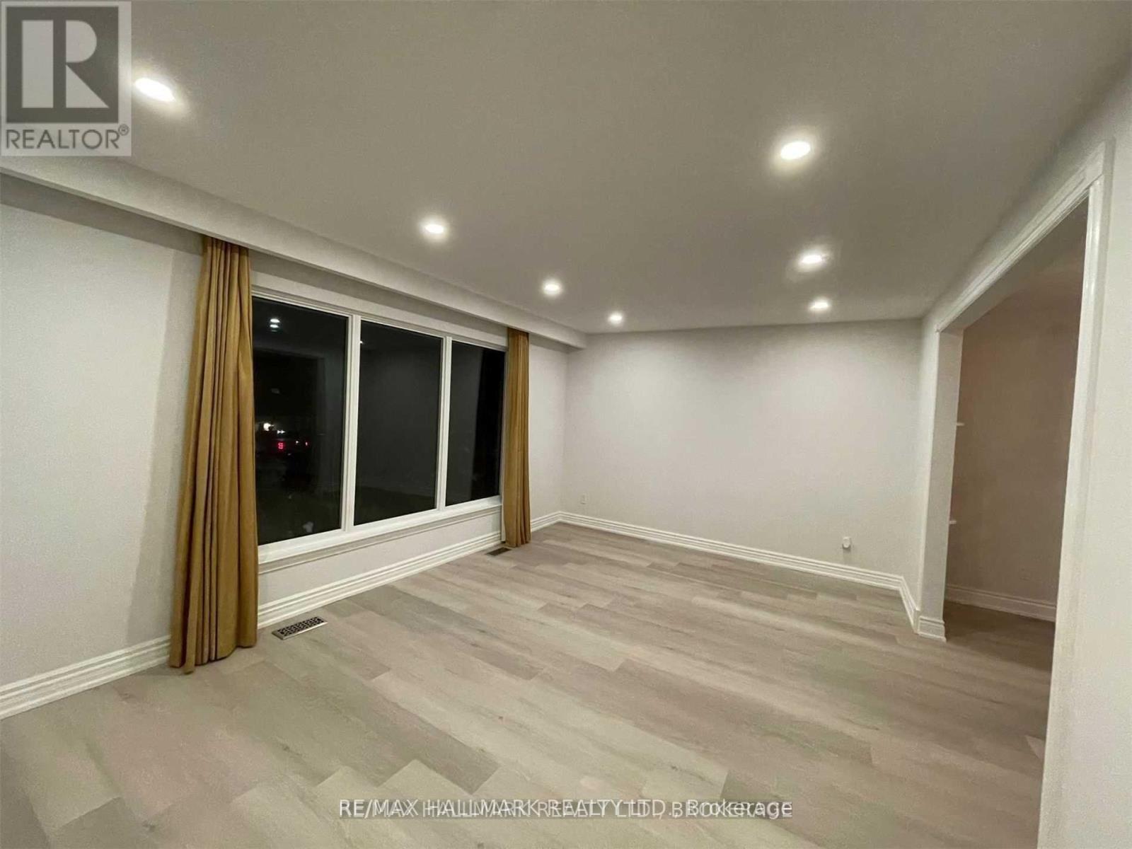 Main - 25 Glenridge Road, Barrie (Allandale Heights), Ontario  L4N 2X9 - Photo 8 - S12963418