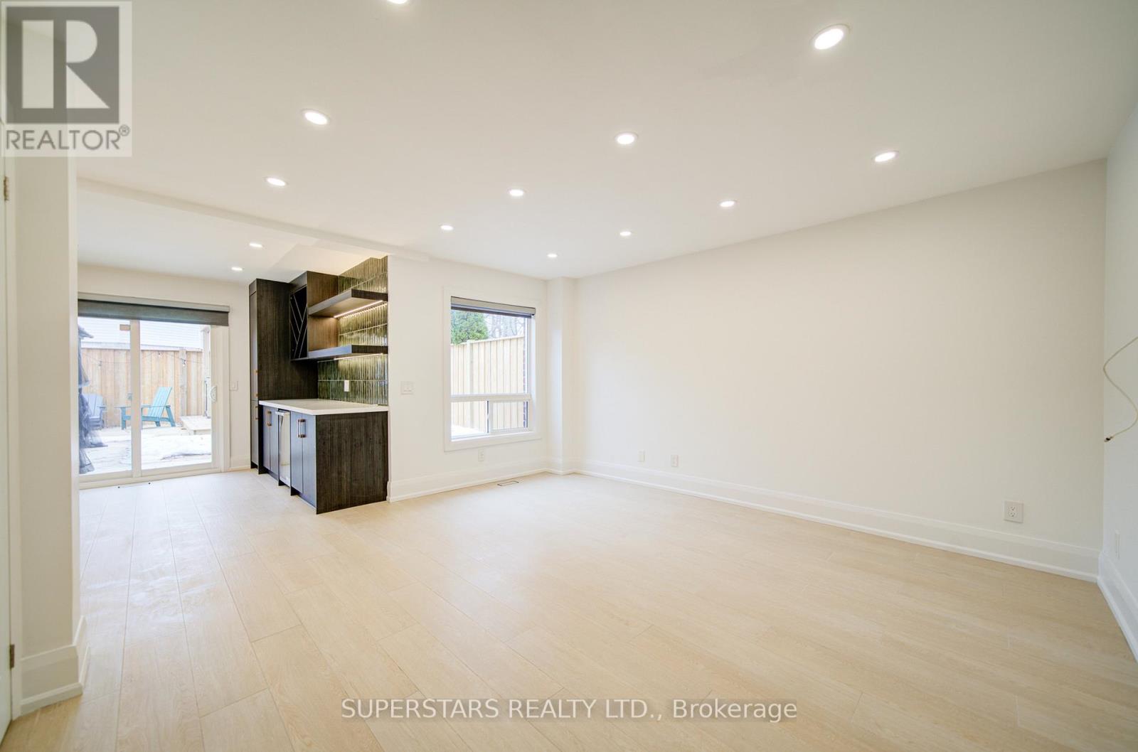 163 Brucker Road, Barrie, Ontario  L4N 8R8 - Photo 11 - S12963486