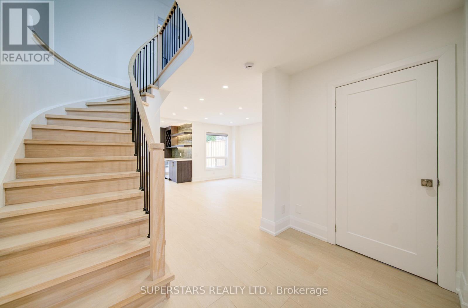 163 Brucker Road, Barrie, Ontario  L4N 8R8 - Photo 6 - S12963486