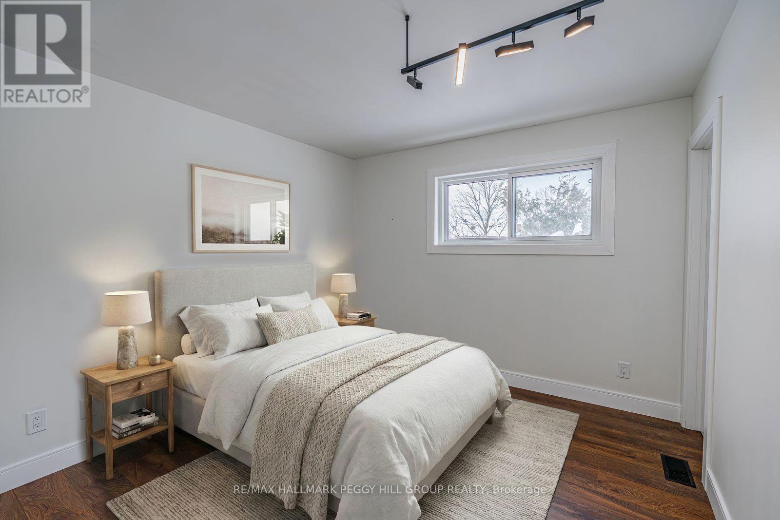 386 Peter Street N, Orillia, Ontario  L3V 5A7 - Photo 11 - S12963598