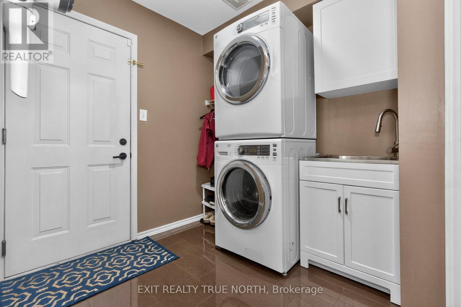 172 Courtney Crescent, Barrie (Painswick South), Ontario  L4N 5T1 - Photo 16 - S12963896