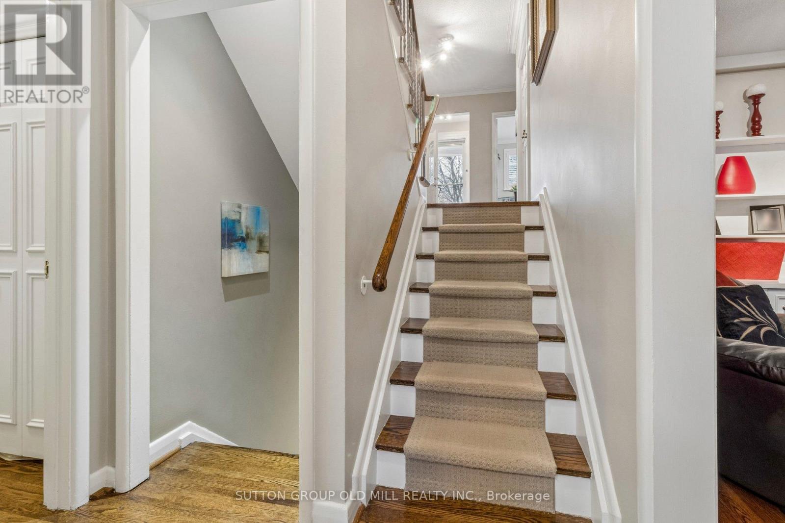 24 Tettenhall Road, Toronto, Ontario  M9A 2C3 - Photo 32 - W12963432