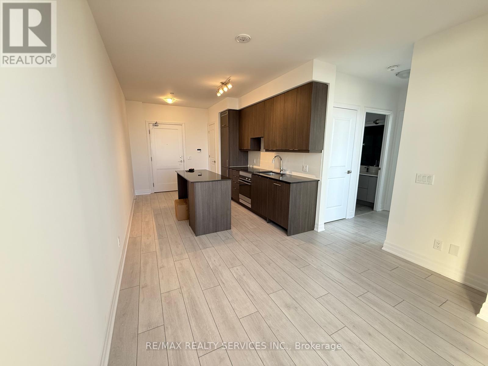 3902 - 30 Elm Drive W, Mississauga, Ontario  L5B 0N6 - Photo 14 - W12963436