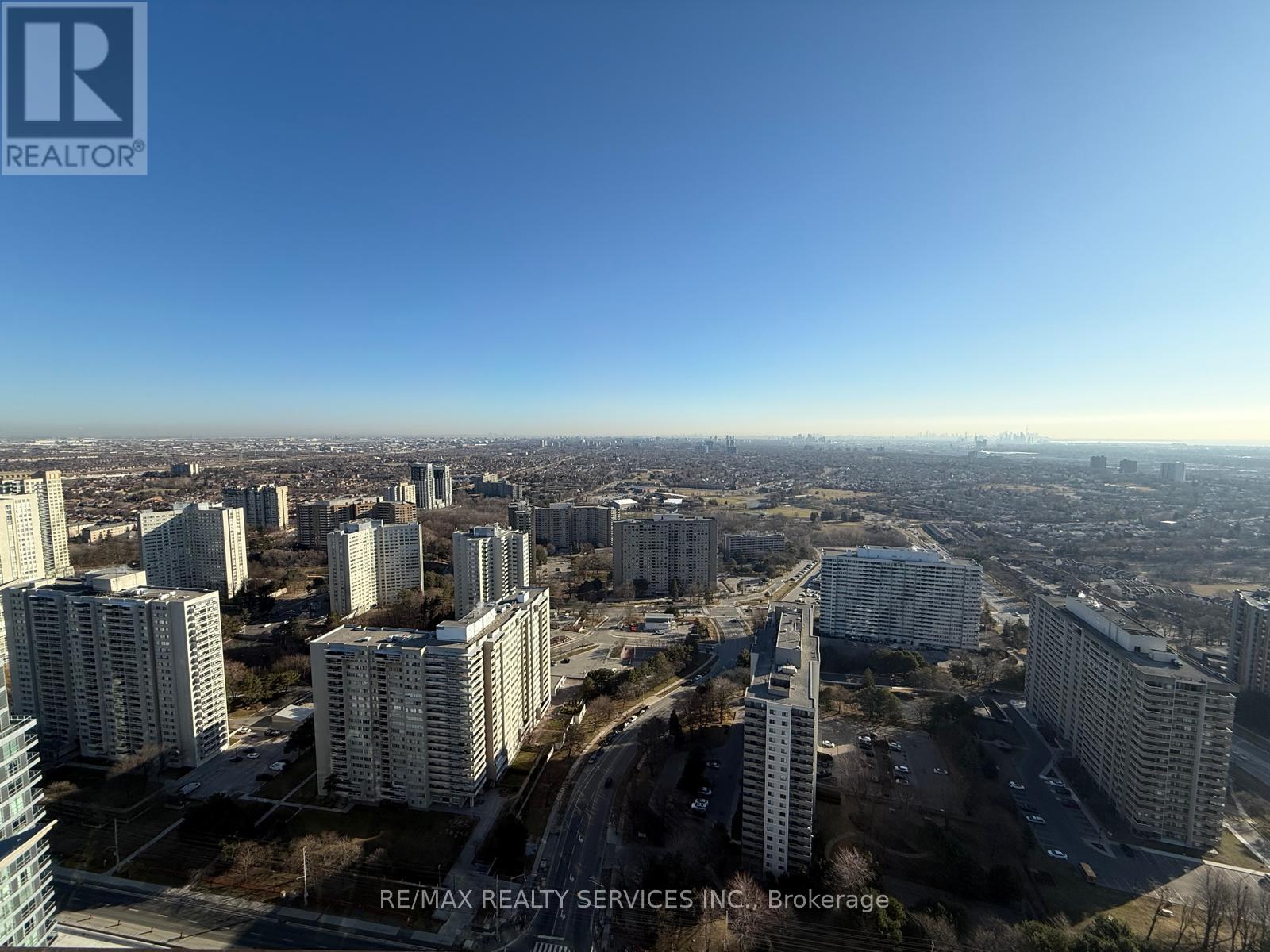 3902 - 30 Elm Drive W, Mississauga, Ontario  L5B 0N6 - Photo 6 - W12963436