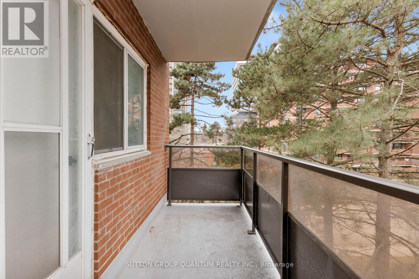 401 - 15 Elizabeth Street N, Mississauga, Ontario  L5G 2Z3 - Photo 31 - W12963442