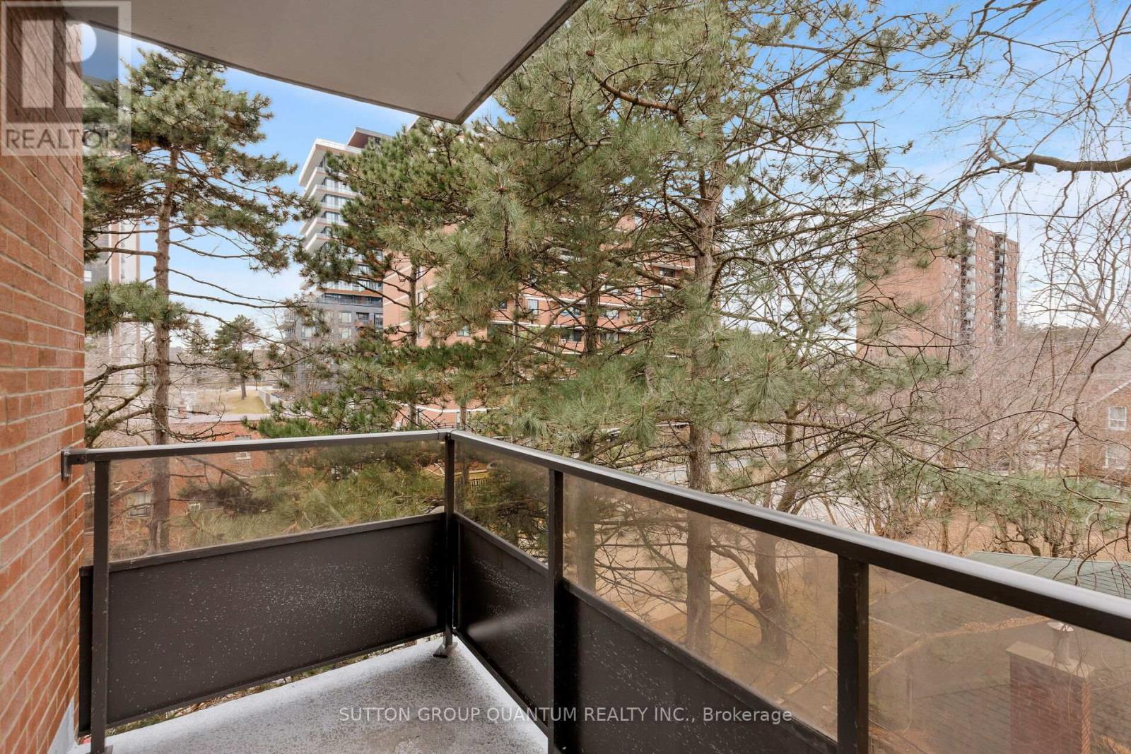 401 - 15 Elizabeth Street N, Mississauga, Ontario  L5G 2Z3 - Photo 33 - W12963442