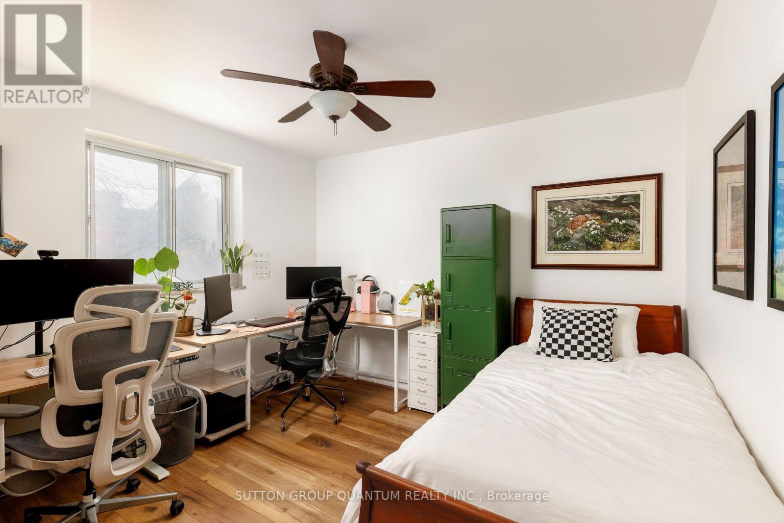 401 - 15 Elizabeth Street N, Mississauga, Ontario  L5G 2Z3 - Photo 36 - W12963442