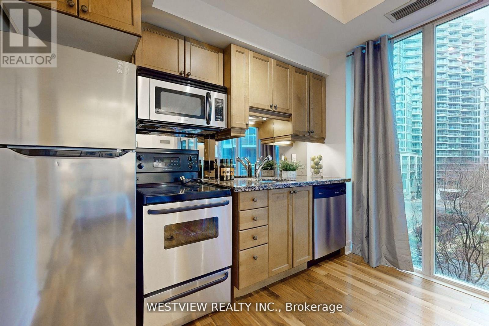 333 - 58 Marine Parade Drive, Toronto, Ontario  M8V 4G1 - Photo 6 - W12963444