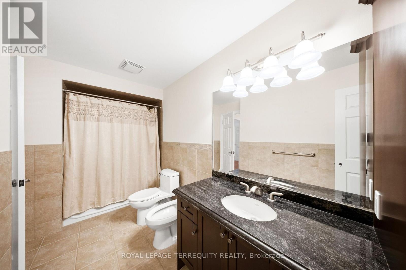 6445 Western Skies Way, Mississauga, Ontario  L5W 1H6 - Photo 29 - W12963464