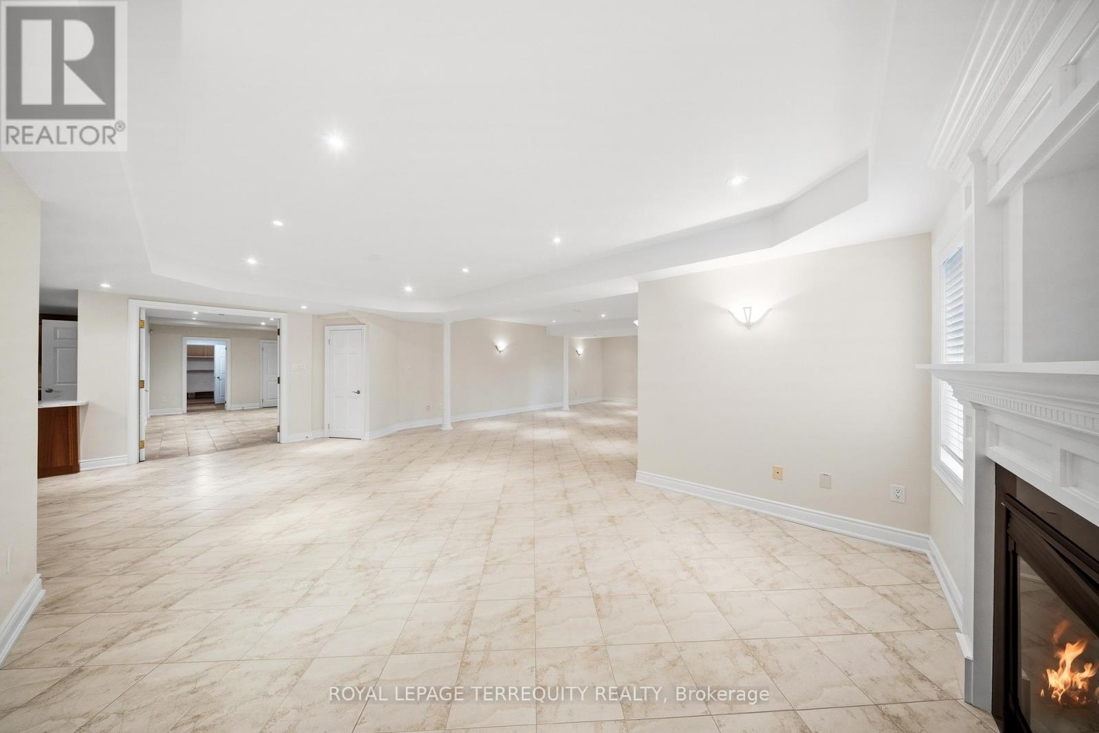 6445 Western Skies Way, Mississauga, Ontario  L5W 1H6 - Photo 35 - W12963464