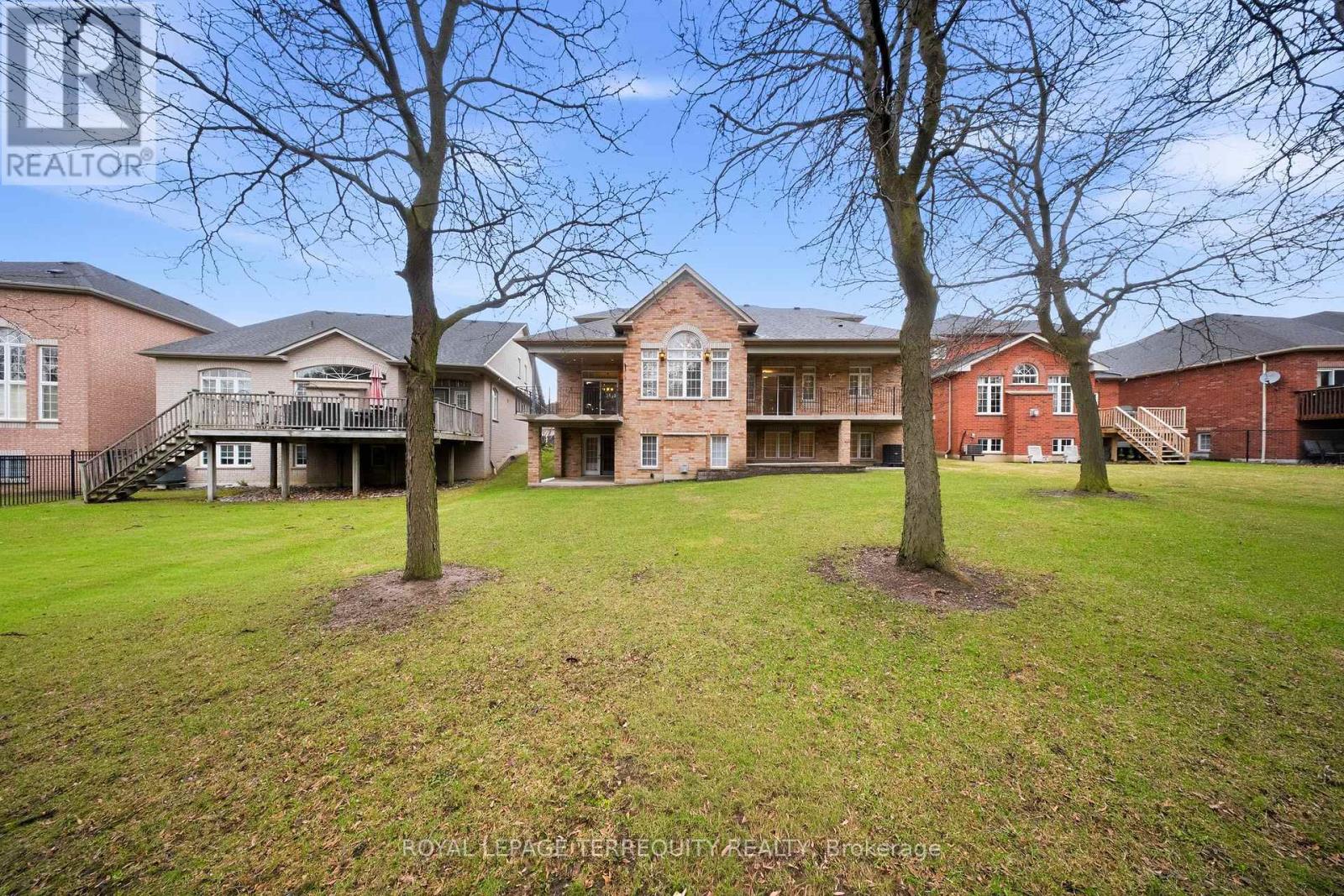 6445 Western Skies Way, Mississauga, Ontario  L5W 1H6 - Photo 42 - W12963464