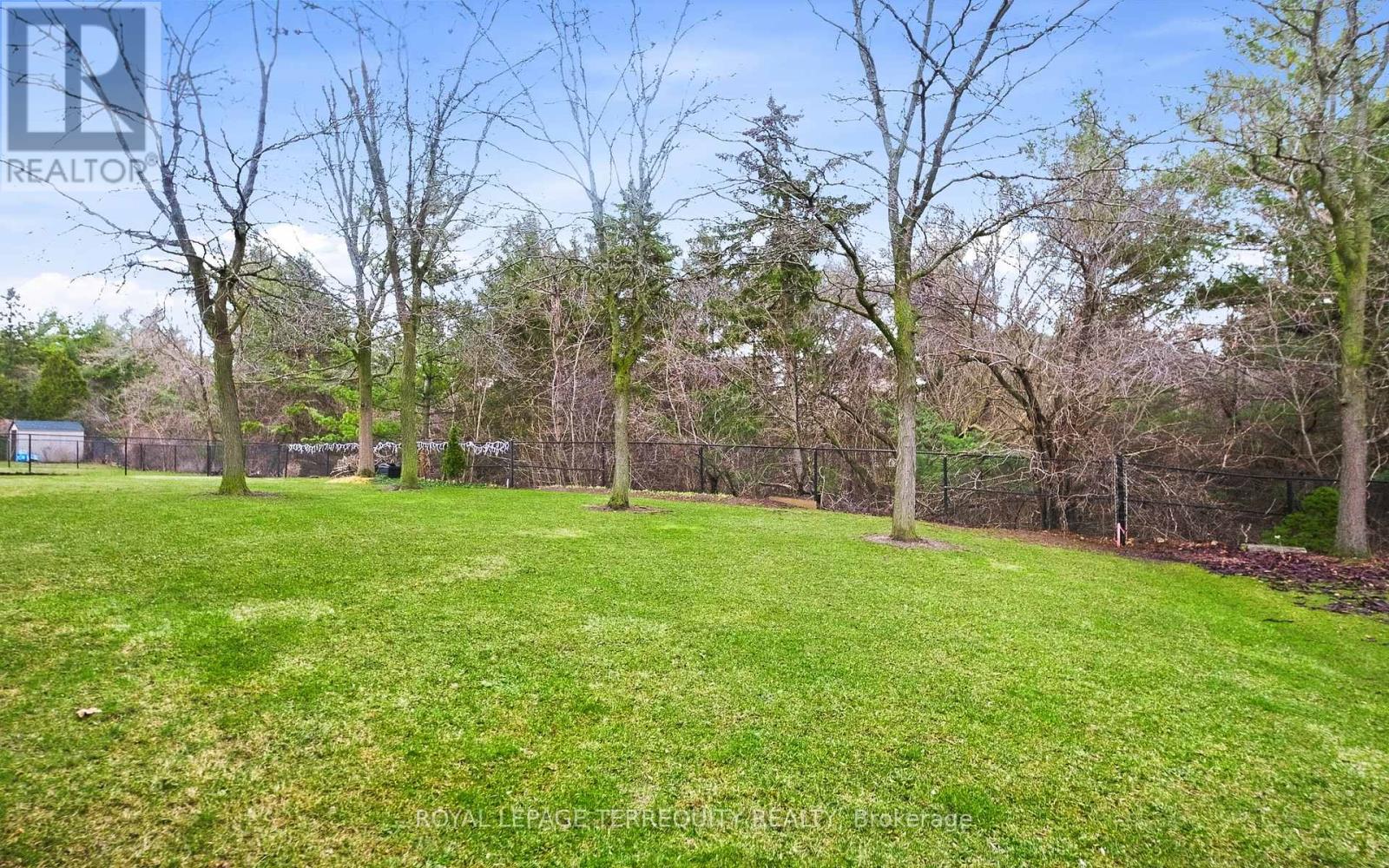 6445 Western Skies Way, Mississauga, Ontario  L5W 1H6 - Photo 43 - W12963464