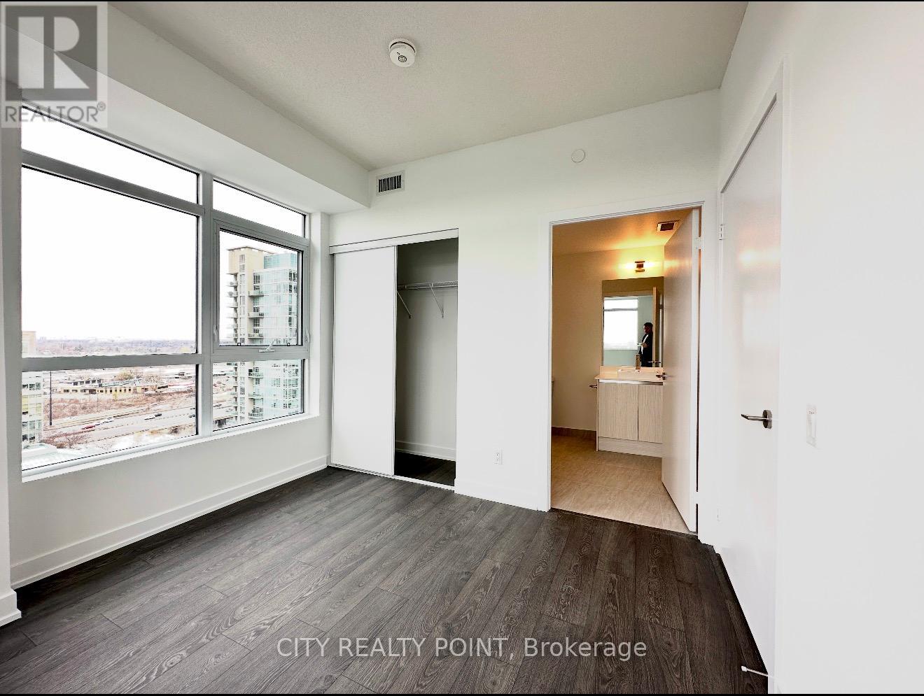 1510 - 251 Manitoba Street, Toronto, Ontario  M8Y 0C7 - Photo 6 - W12963466