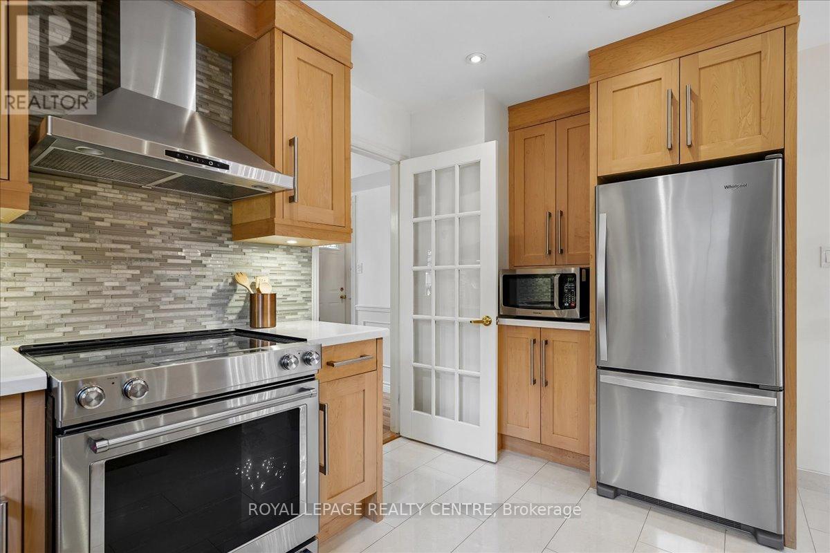 3459 Pitch Pine Crescent, Mississauga, Ontario  L5L 1P9 - Photo 13 - W12963488