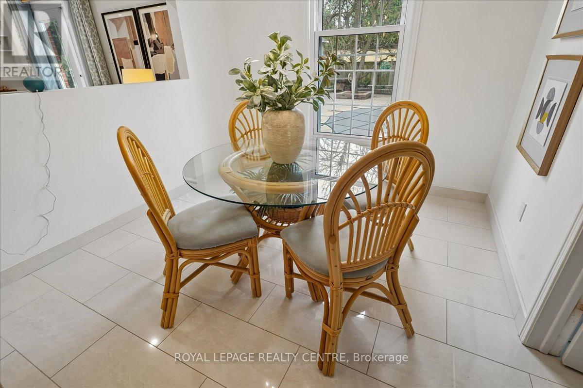 3459 Pitch Pine Crescent, Mississauga, Ontario  L5L 1P9 - Photo 17 - W12963488