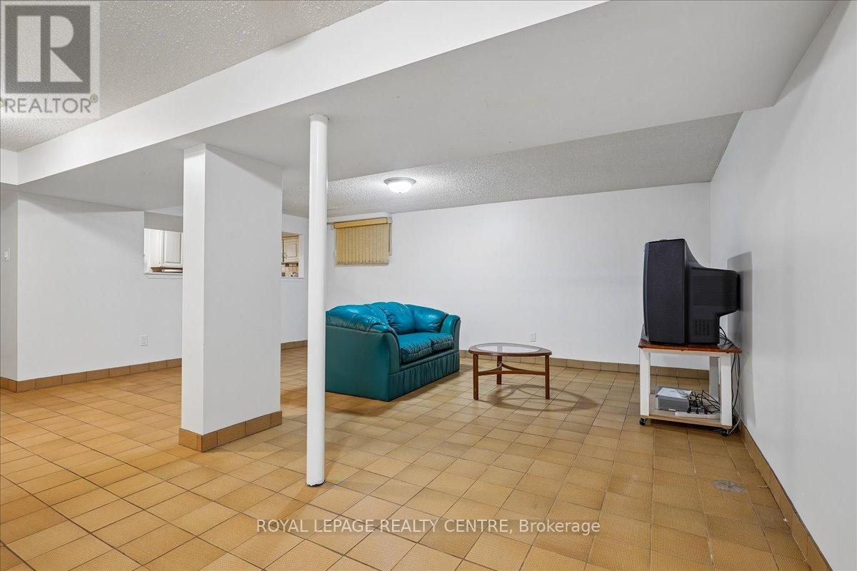 3459 Pitch Pine Crescent, Mississauga, Ontario  L5L 1P9 - Photo 32 - W12963488