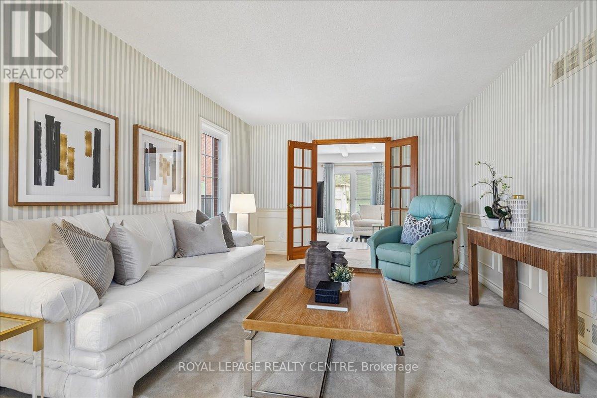 3459 Pitch Pine Crescent, Mississauga, Ontario  L5L 1P9 - Photo 8 - W12963488