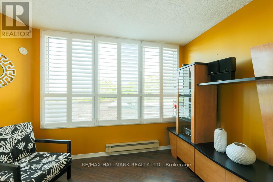 218 - 6 Humberline Drive, Toronto, Ontario  M9W 6X8 - Photo 12 - W12963496