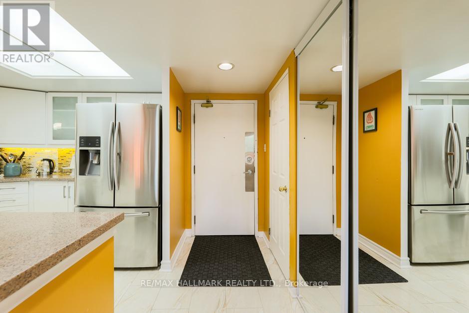 218 - 6 Humberline Drive, Toronto, Ontario  M9W 6X8 - Photo 3 - W12963496