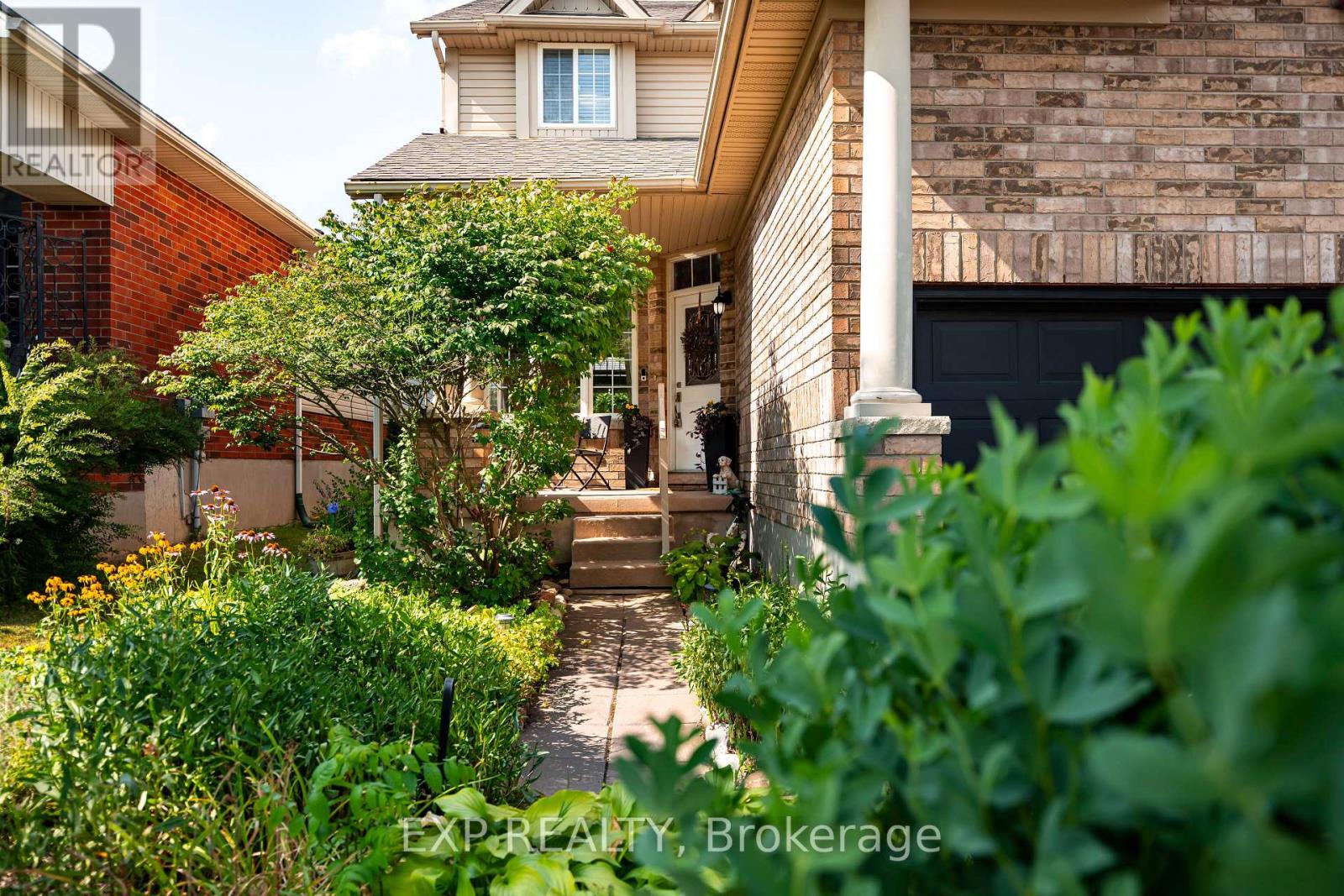 7 Rose Street, Orangeville, Ontario  L9W 5C5 - Photo 4 - W12963512