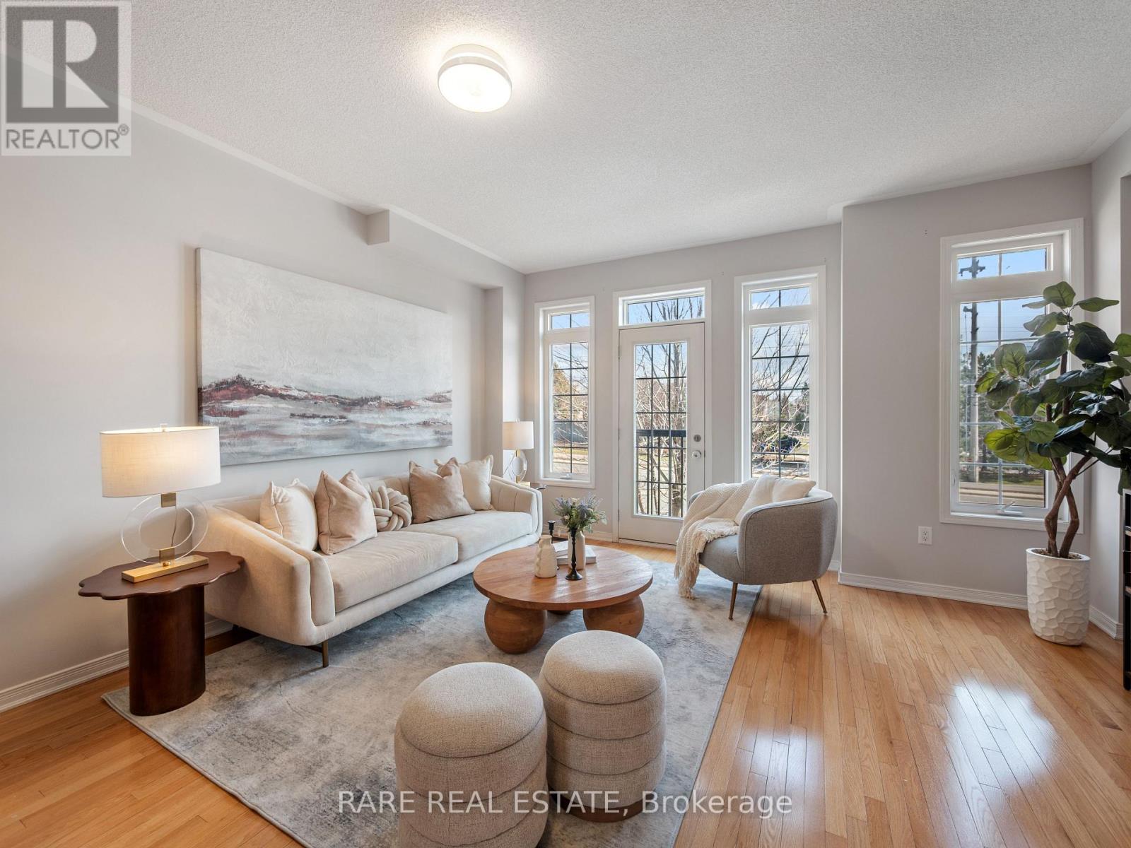 7182 Triumph Lane, Mississauga, Ontario  L5N 0C5 - Photo 3 - W12963530