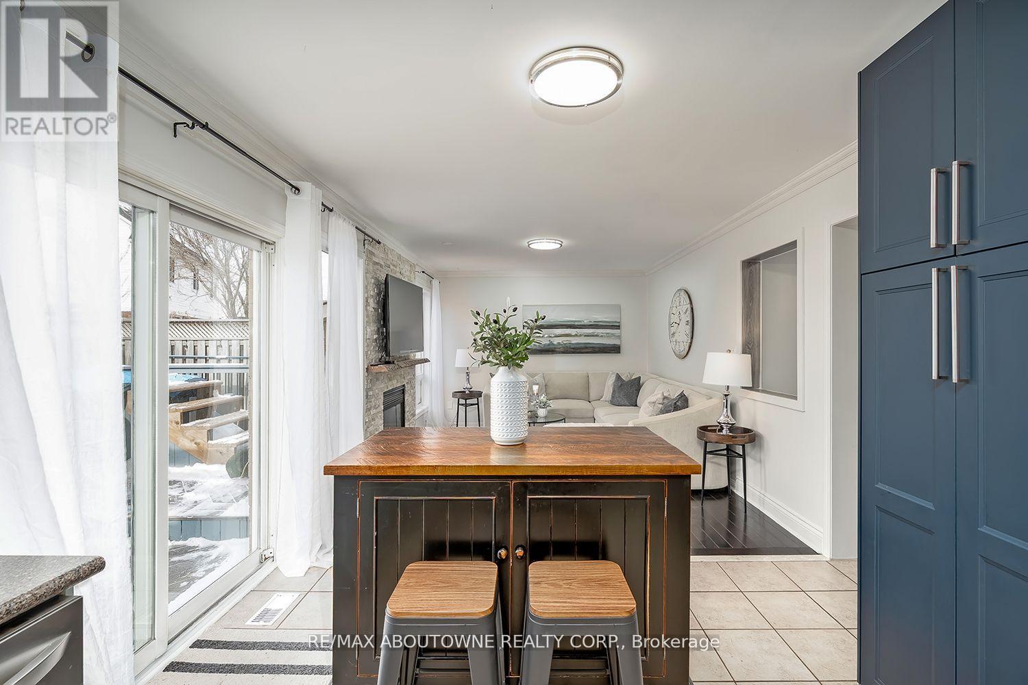 599 Caverhill Crescent, Milton, Ontario  L9T 5K1 - Photo 16 - W12963552