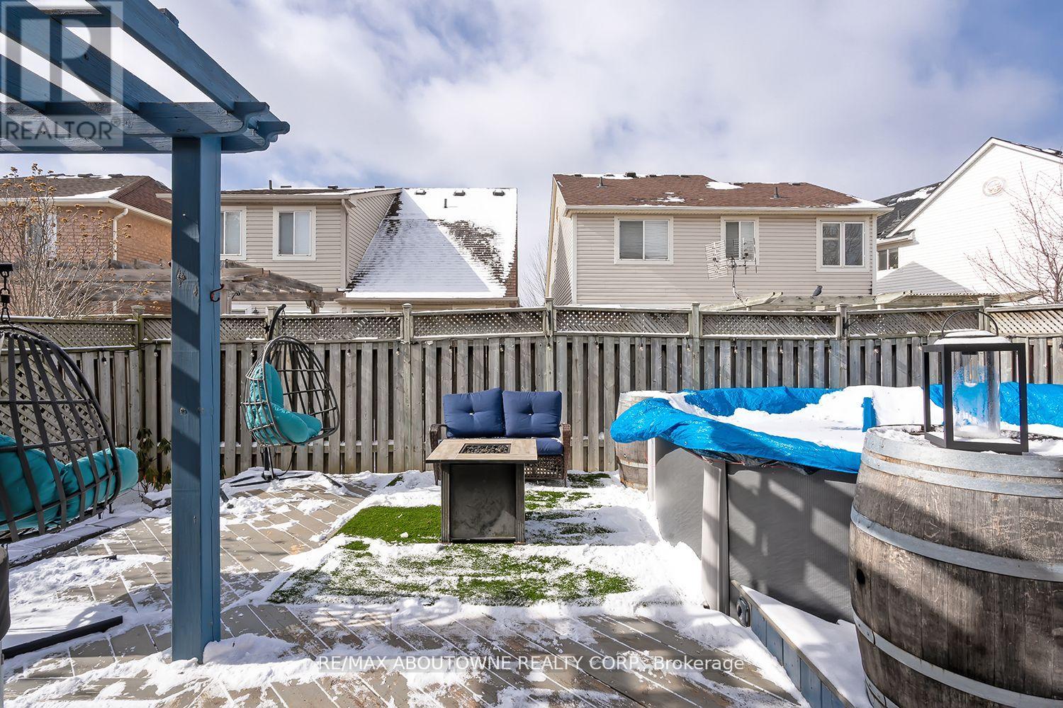 599 Caverhill Crescent, Milton, Ontario  L9T 5K1 - Photo 35 - W12963552