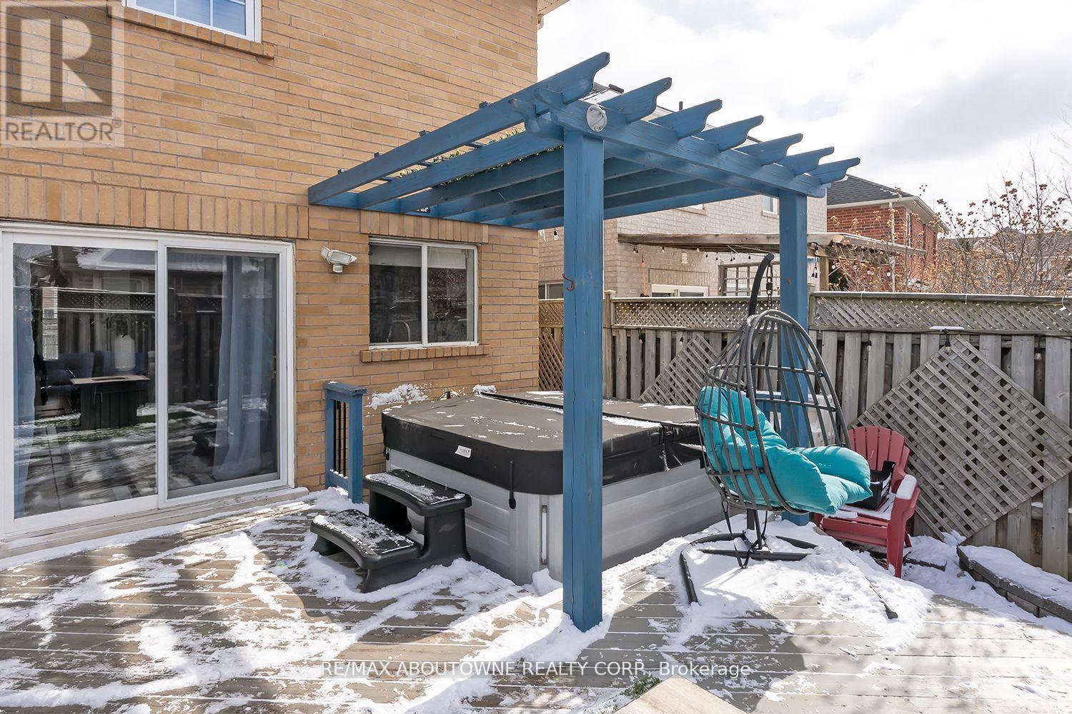 599 Caverhill Crescent, Milton, Ontario  L9T 5K1 - Photo 39 - W12963552