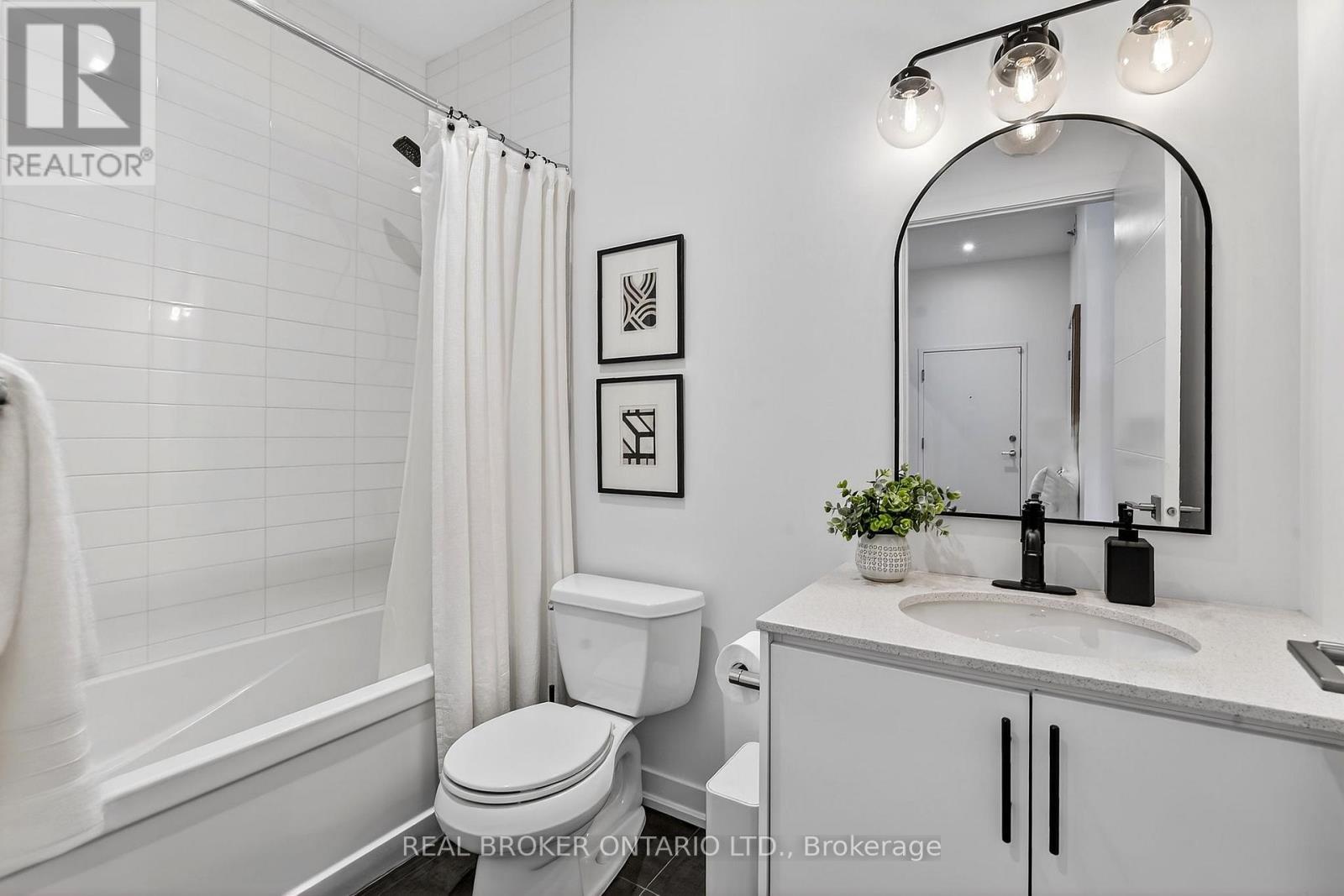 418 - 4040 Upper Middle Road, Burlington, Ontario  L7M 0H2 - Photo 9 - W12963556