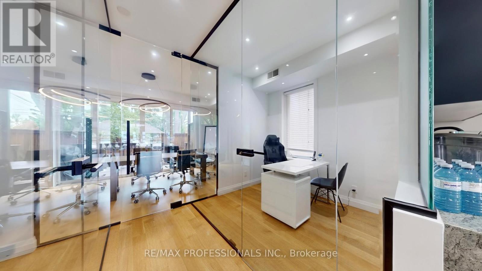 2 - 3737 Lakeshore Boulevard, Toronto, Ontario  M8W 1P9 - Photo 14 - W12963562