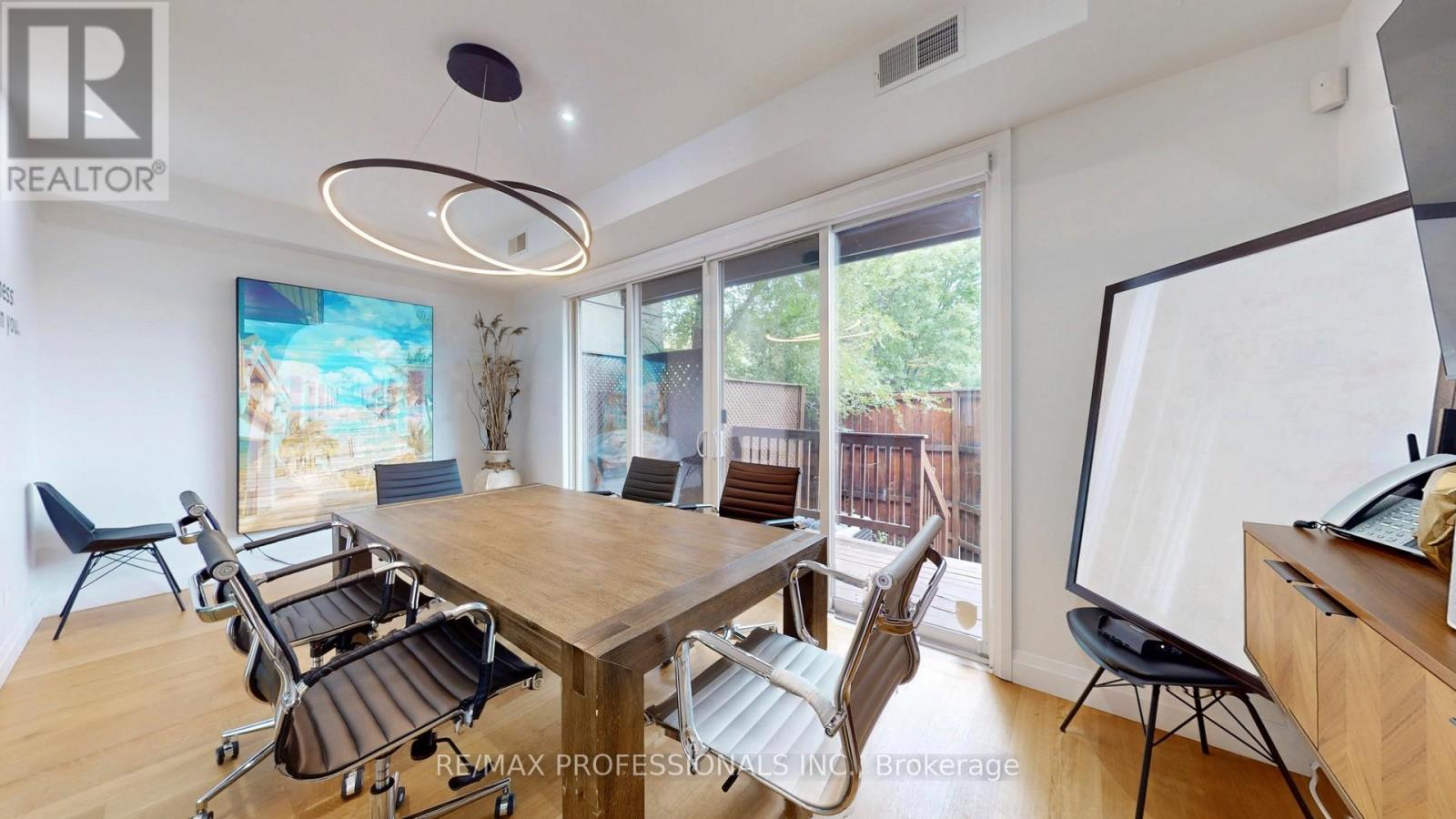 2 - 3737 Lakeshore Boulevard, Toronto, Ontario  M8W 1P9 - Photo 15 - W12963562