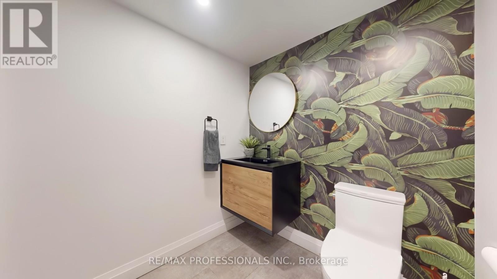 2 - 3737 Lakeshore Boulevard, Toronto, Ontario  M8W 1P9 - Photo 25 - W12963562