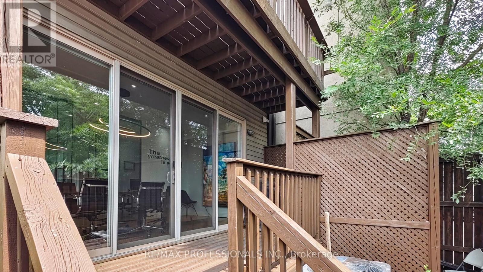 2 - 3737 Lakeshore Boulevard, Toronto, Ontario  M8W 1P9 - Photo 28 - W12963562