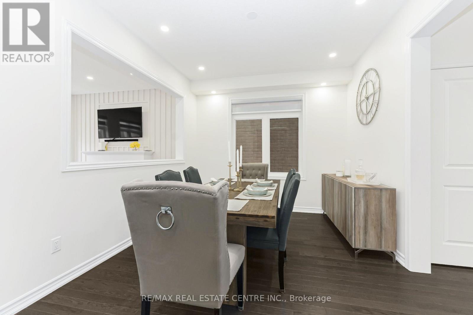 35 Thornvalley Terrace, Caledon, Ontario  L7C 4H9 - Photo 10 - W12963606