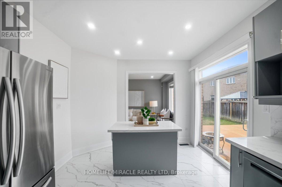 6 Prime Vista Court, Brampton, Ontario  L7A 3W8 - Photo 14 - W12963608