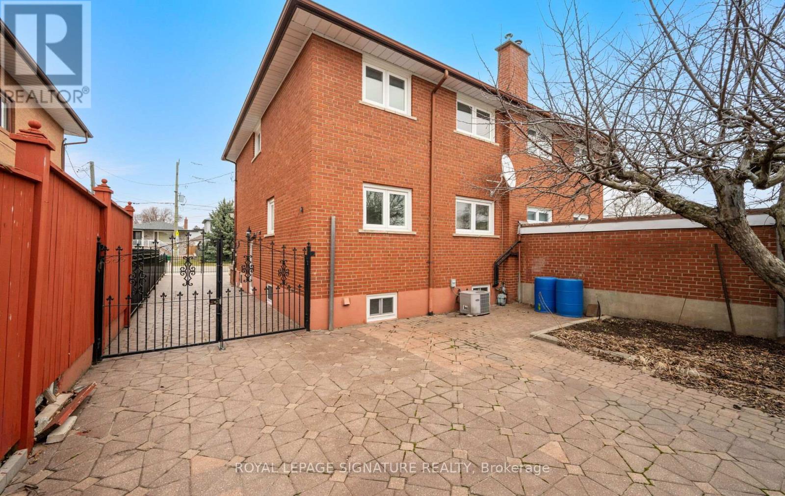 1142 Alexandra Avenue, Mississauga, Ontario  L5E 2A5 - Photo 27 - W12963614