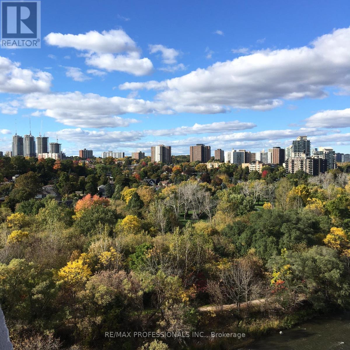 1405 - 240 Scarlett Road, Toronto, Ontario  M6N 4X4 - Photo 22 - W12963620